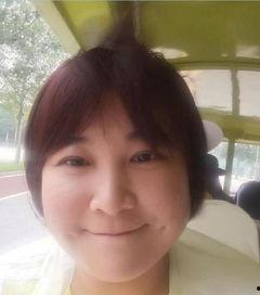 女明星网红自拍对比图片,揭秘真实与滤镜下的美丽差异