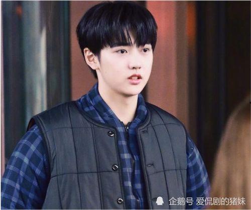 明星网红同框彦儿,彦儿同框闪耀全场！”