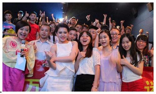 明星网红追星场面有哪些,狂热现场揭秘