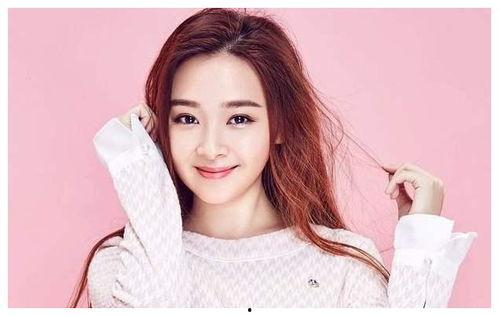 明星网红小女孩对比,童颜巨星的网红养成记