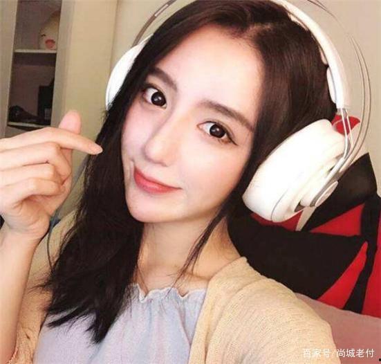 抖音热门美女大瓜视频大全,揭秘网红圈背后的故事